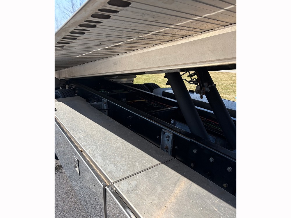 2025 International MV Rollback 4-Car (Key# 5279) 15